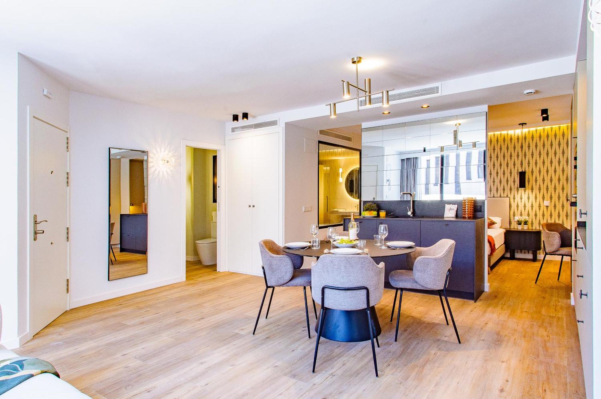 Myflats Premier Suites Alicante Eksteriør billede